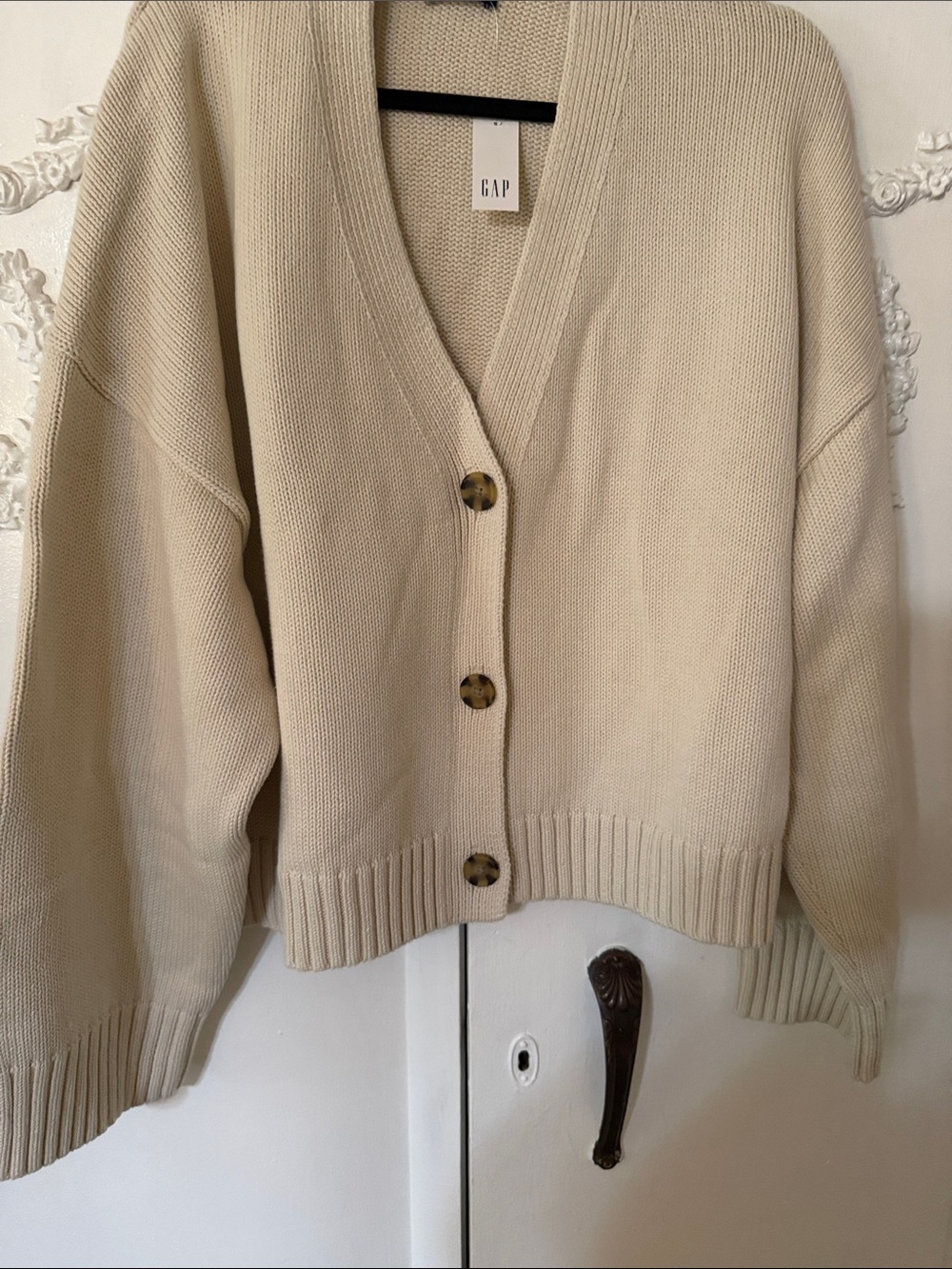 GAP Cream Button-Up V-Neck Cardigan SZ XXL. NWT